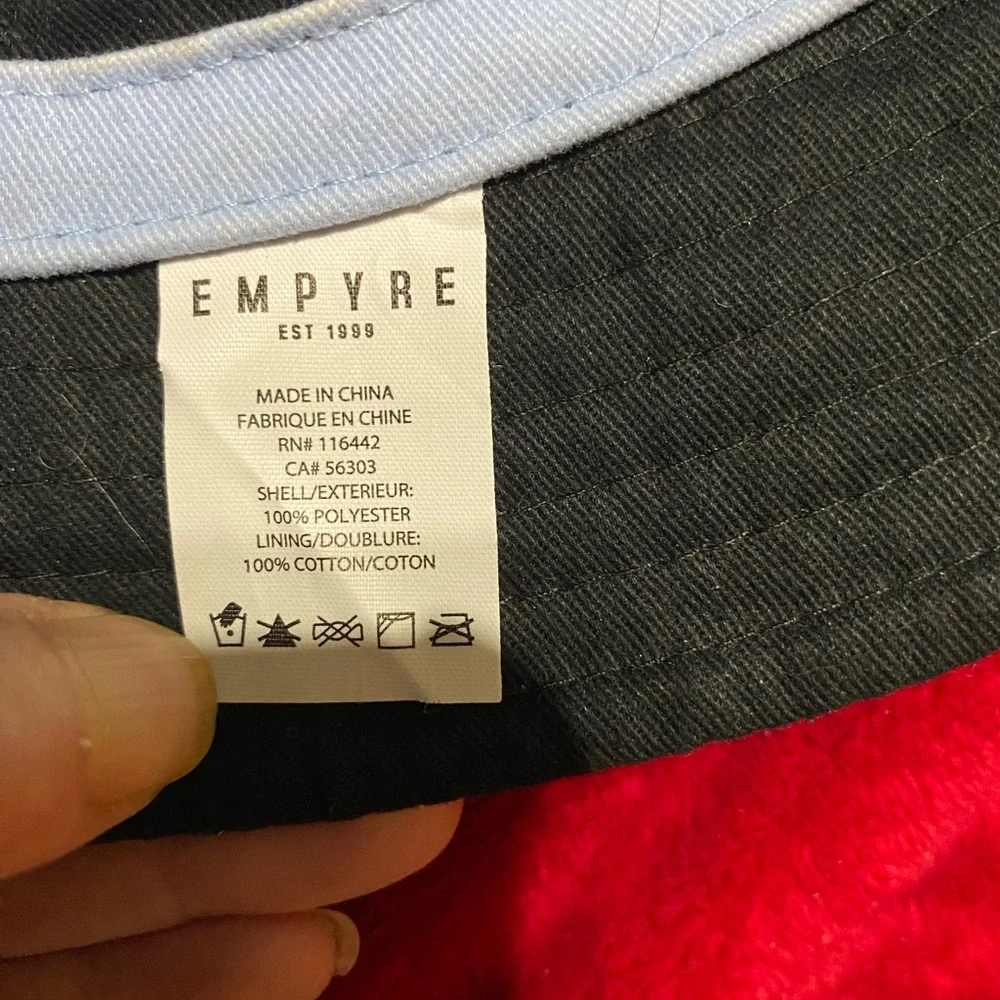 Adult Reversible Bucket Hat Wore Once Perfect Condition Same day shipping CUTE - Picture 9 of 11